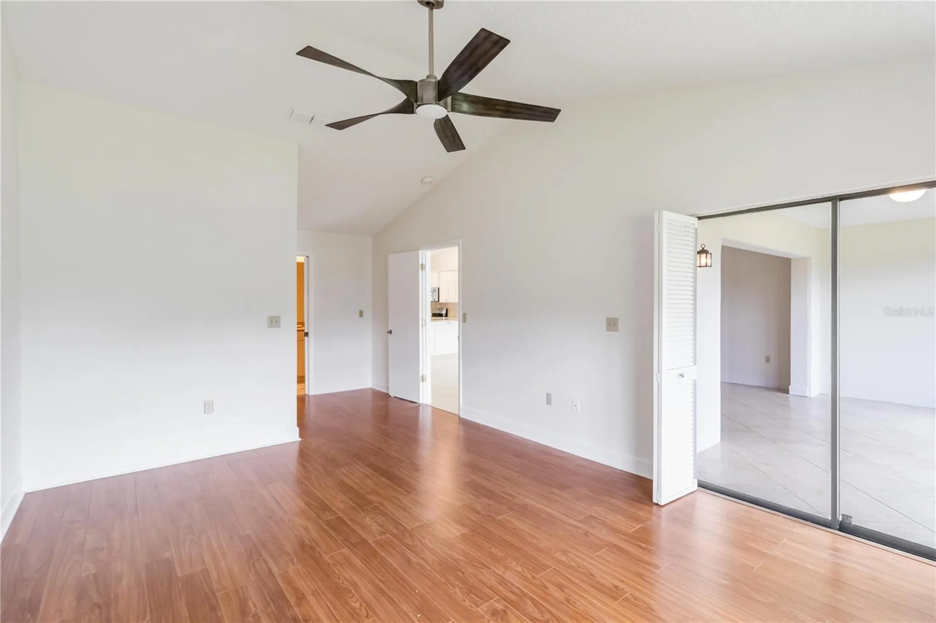 6085 Clubside Drive Sarasota FL 34243