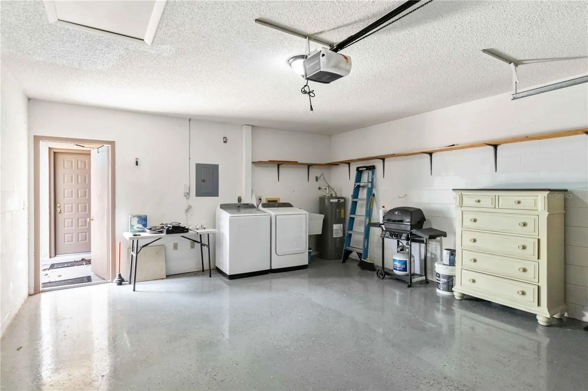 6085 Clubside Drive Sarasota FL 34243