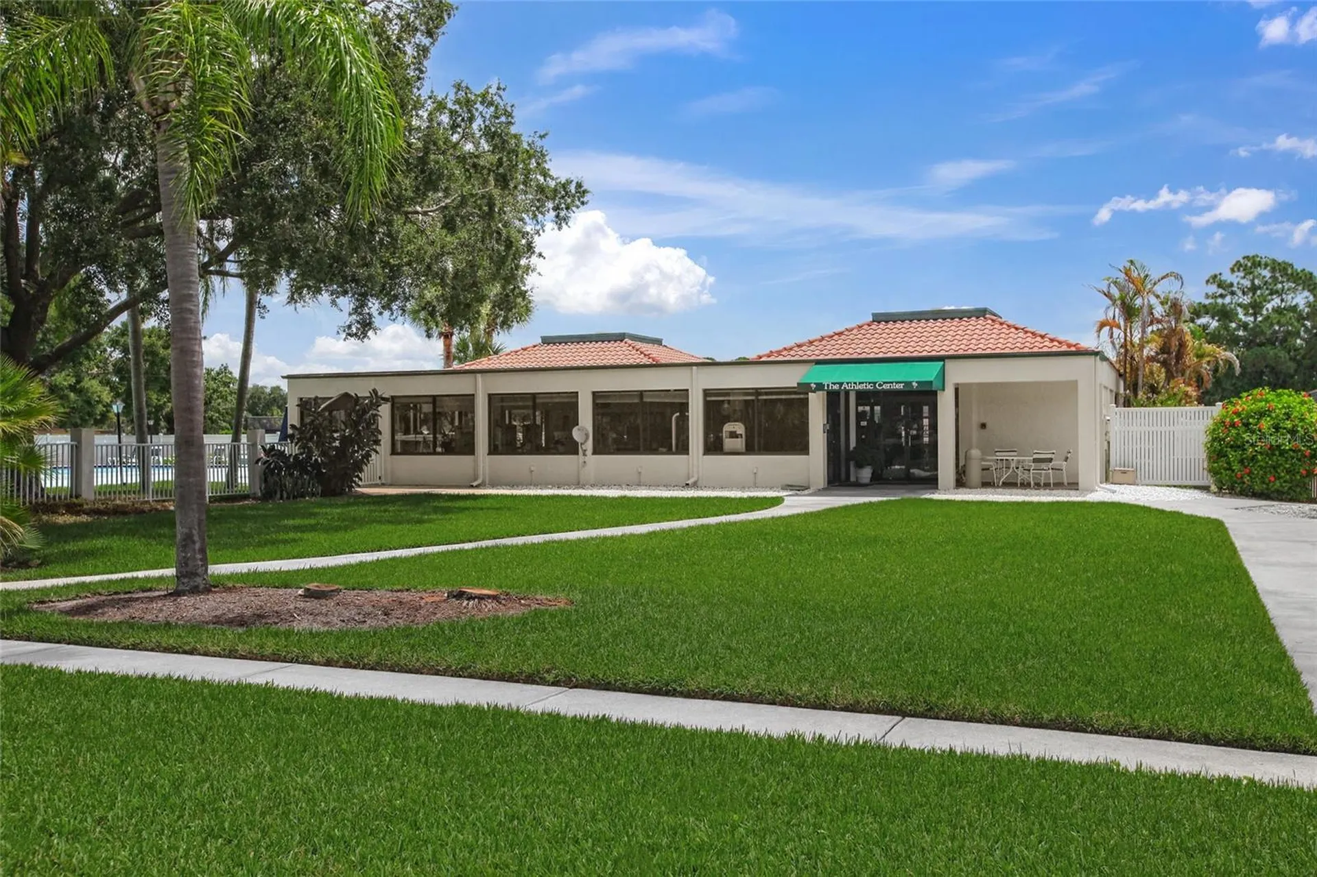 6085 Clubside Drive Sarasota FL 34243