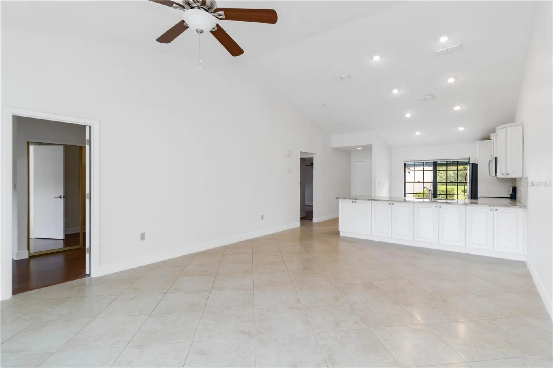 6085 Clubside Drive Sarasota FL 34243