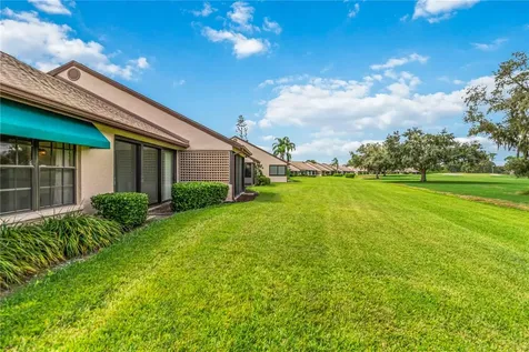 6085 Clubside Drive Sarasota FL 34243