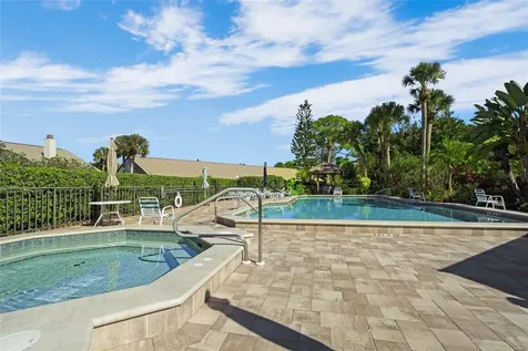6085 Clubside Drive Sarasota FL 34243
