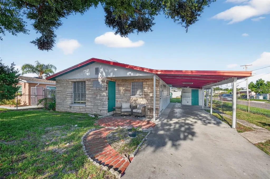 6624 N Hubert Avenue Tampa FL 33614
