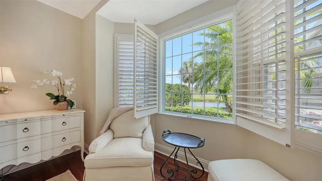 228 Saint James Park Osprey FL 34229