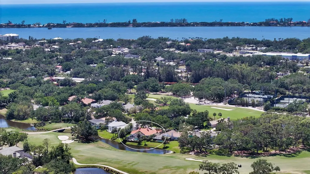 228 Saint James Park Osprey FL 34229