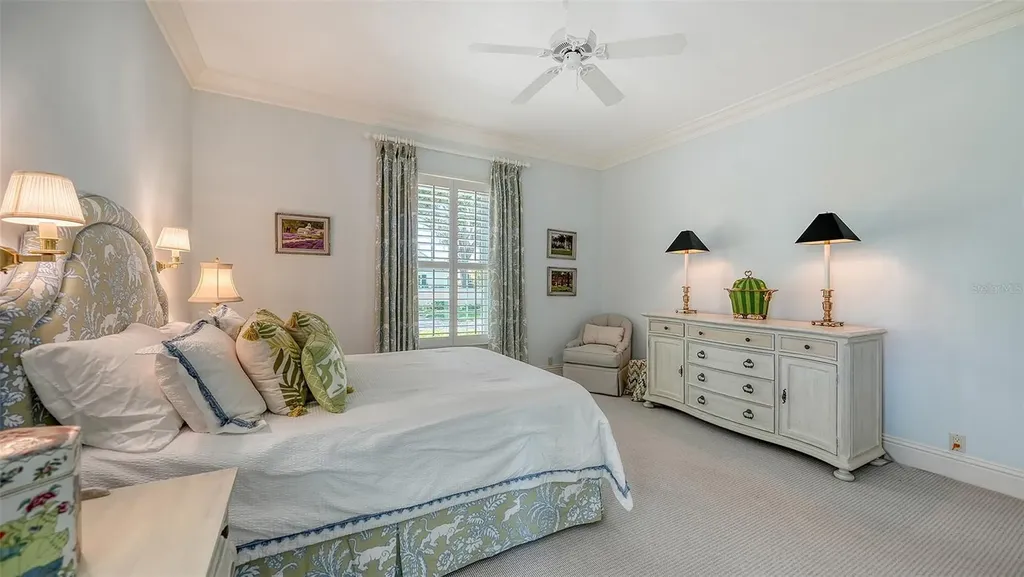 228 Saint James Park Osprey FL 34229