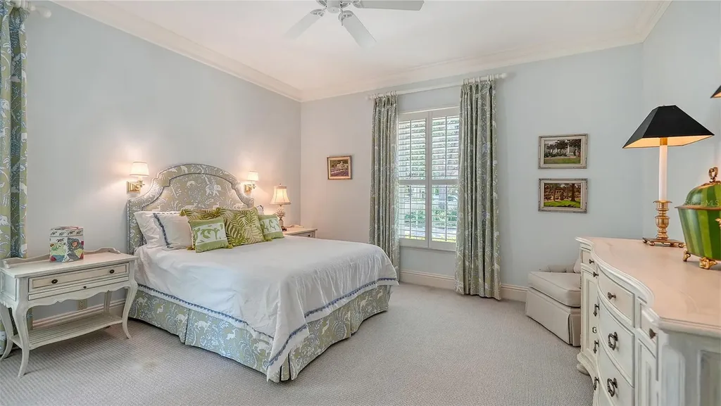228 Saint James Park Osprey FL 34229