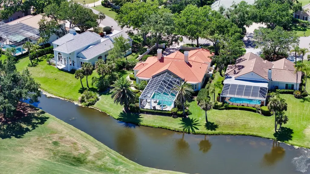 228 Saint James Park Osprey FL 34229
