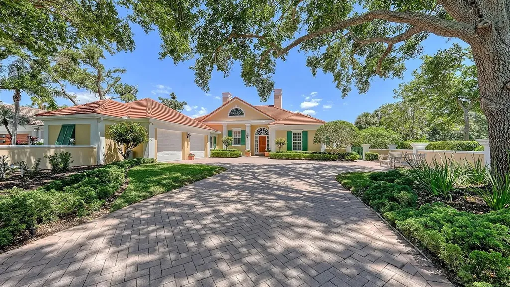 228 Saint James Park Osprey FL 34229