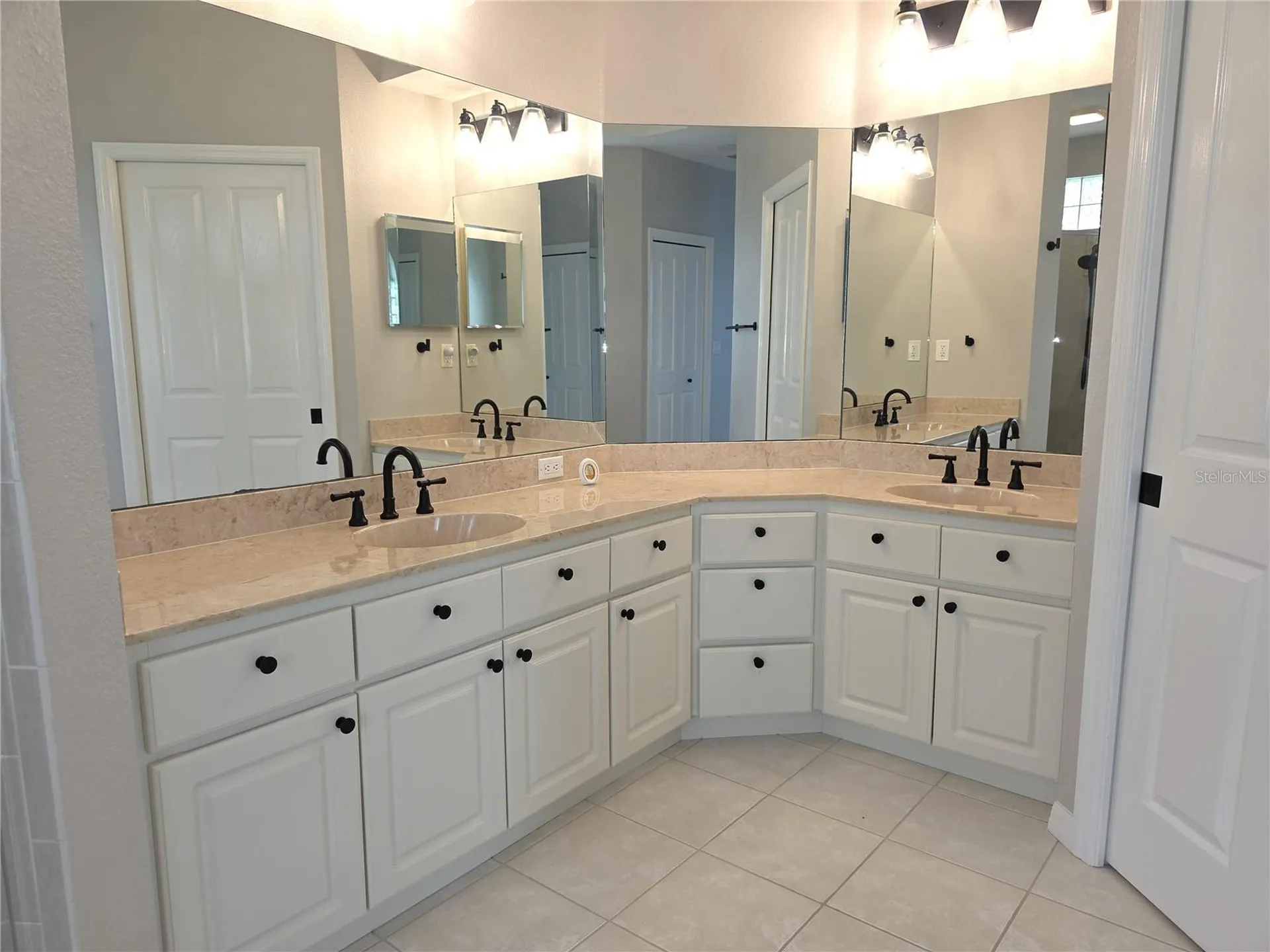 9257 Bonnie Cove Drive Weeki Wachee FL 34613