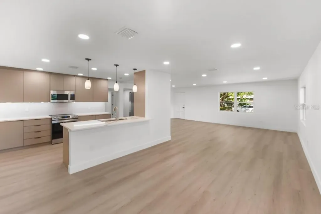 3118 Pickfair Street Orlando FL 32803