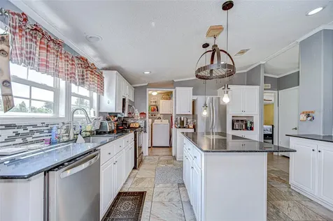 43650 County Road 54 E Kathleen FL 33849