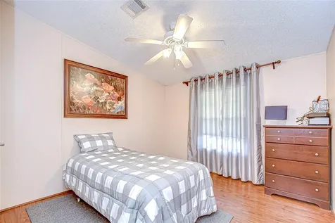 43650 County Road 54 E Kathleen FL 33849