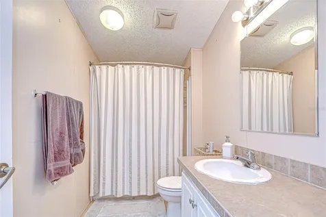 43650 County Road 54 E Kathleen FL 33849