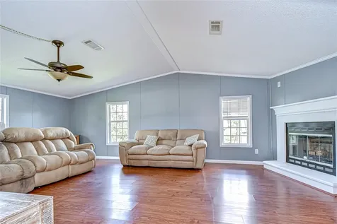 43650 County Road 54 E Kathleen FL 33849