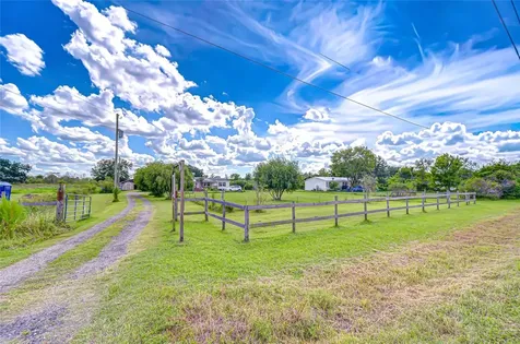 43650 County Road 54 E Kathleen FL 33849