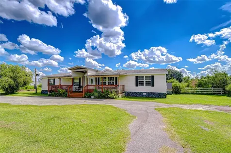 43650 County Road 54 E Kathleen FL 33849