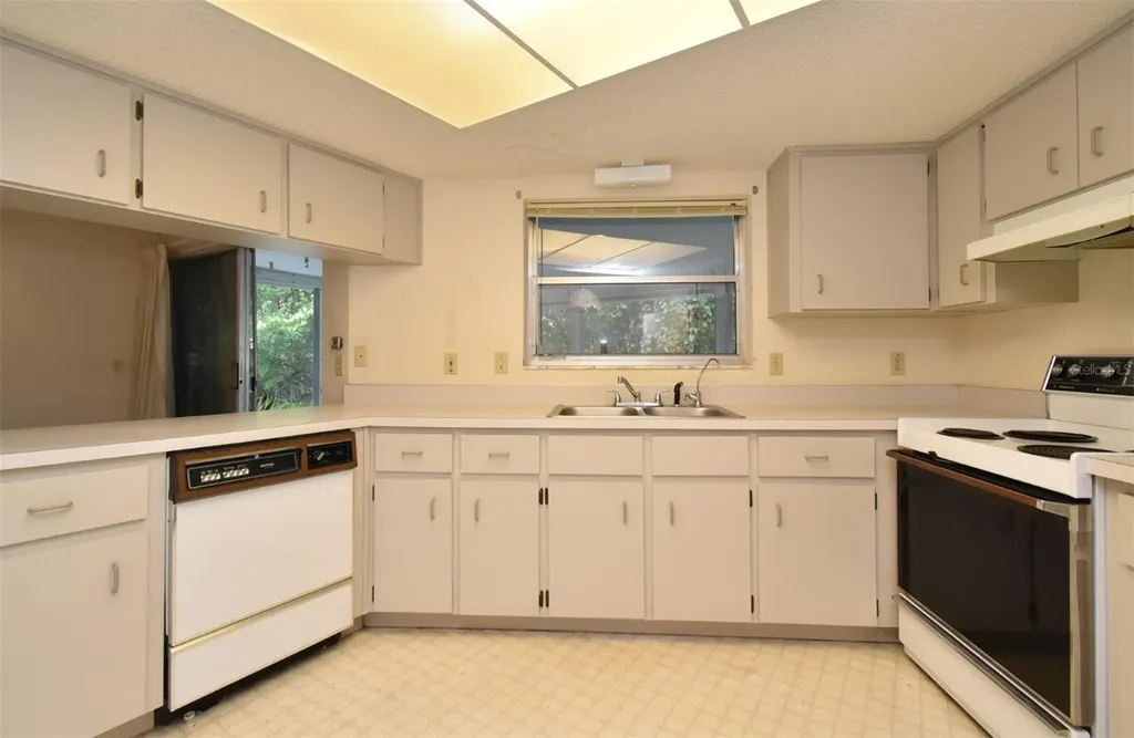 1045 Windbrook Drive Deltona FL 32725