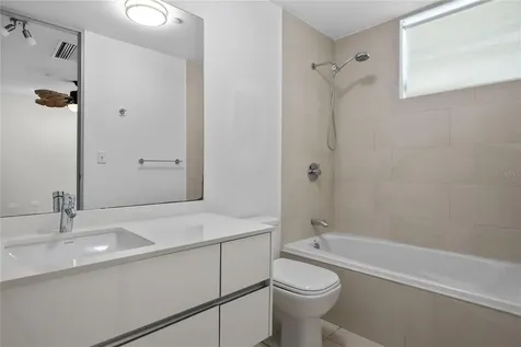 25 Munoz Rivera San Juan PR 00901
