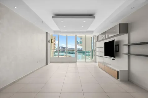 25 Munoz Rivera San Juan PR 00901