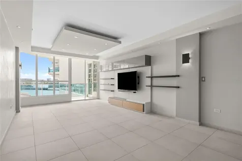 25 Munoz Rivera San Juan PR 00901