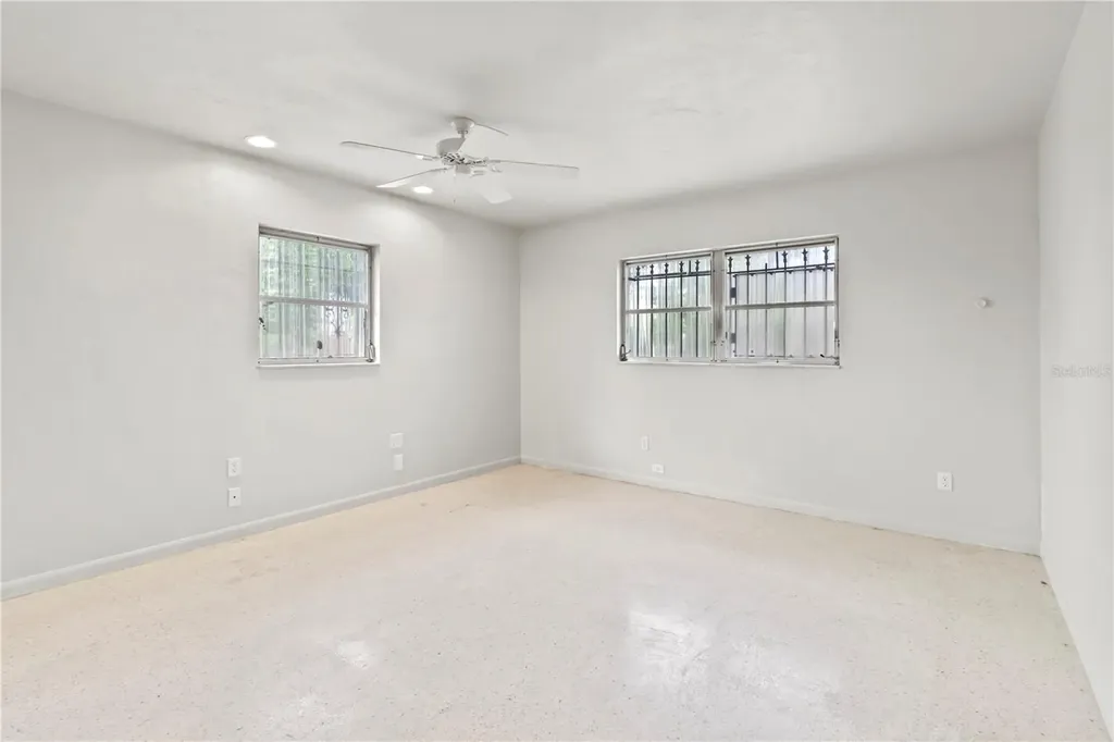 3205 Bougainvillea Street Sarasota FL 34239