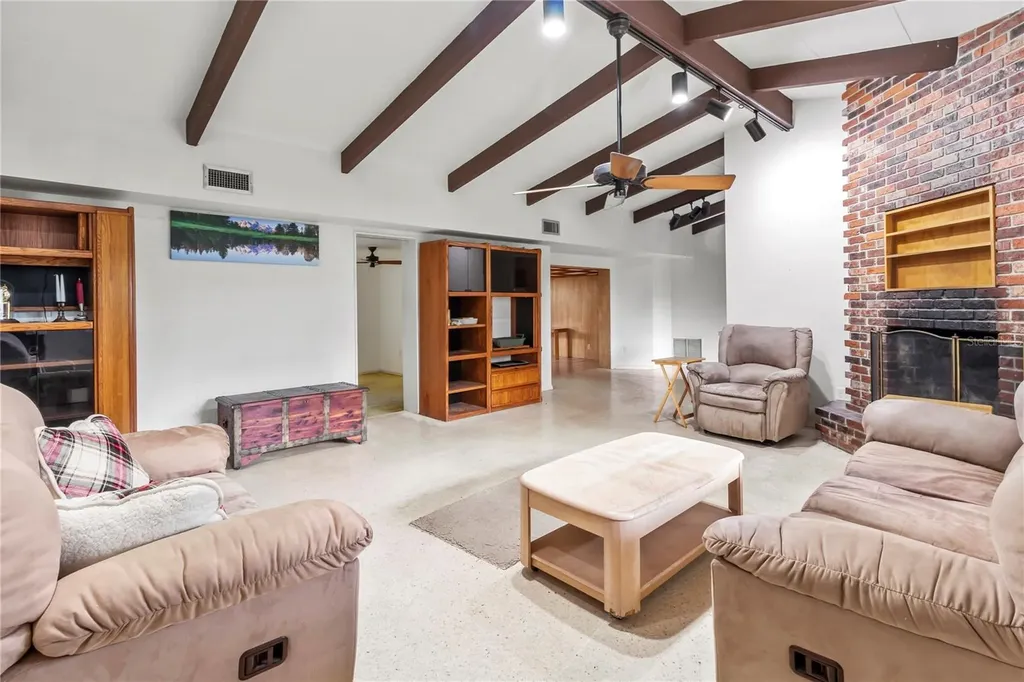 3205 Bougainvillea Street Sarasota FL 34239