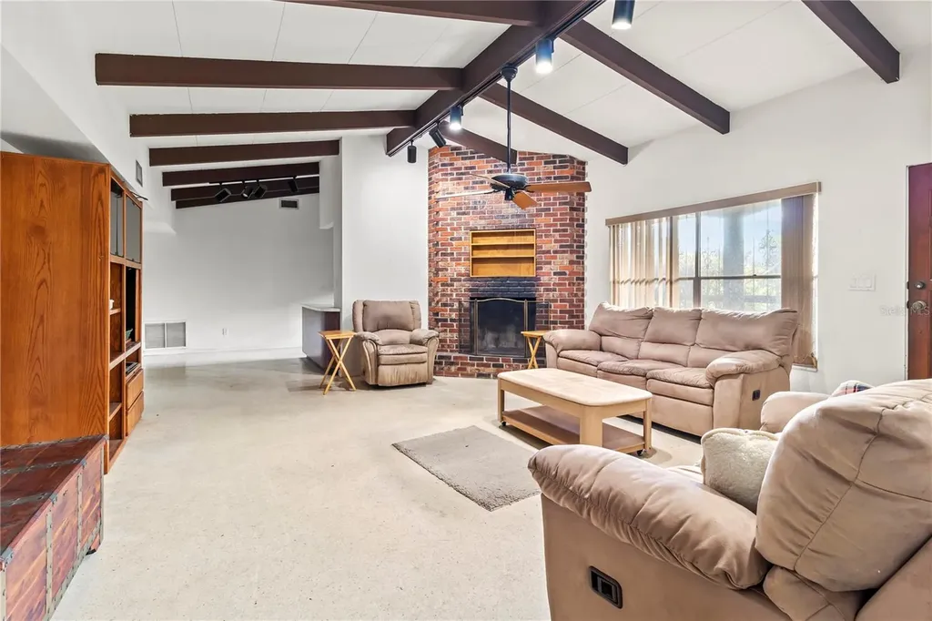 3205 Bougainvillea Street Sarasota FL 34239