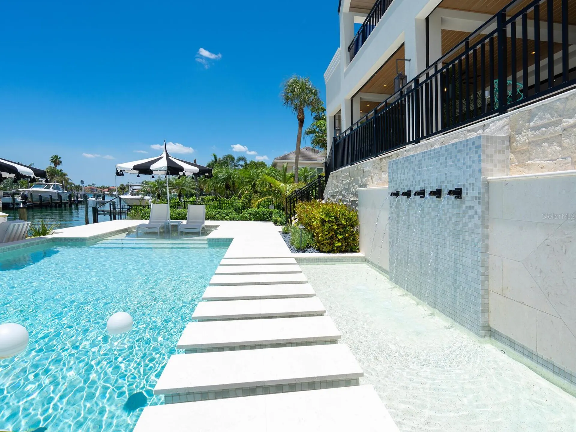 440 Meadow Lark Drive Sarasota FL 34236