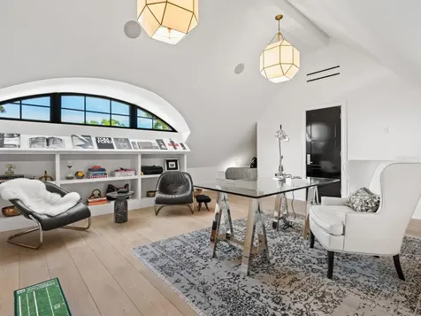 440 Meadow Lark Drive Sarasota FL 34236