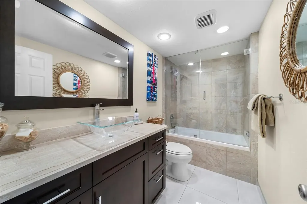 5346 Palos Verdes Drive Sarasota FL 34231