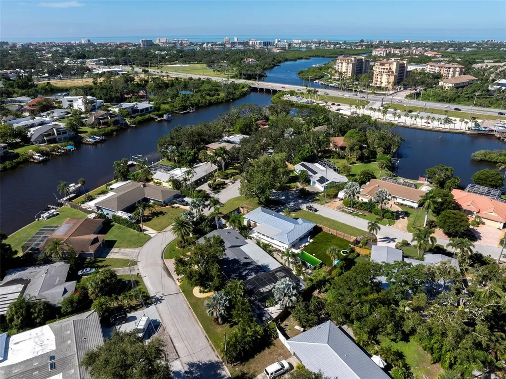 5346 Palos Verdes Drive Sarasota FL 34231