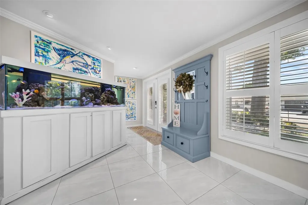 5346 Palos Verdes Drive Sarasota FL 34231