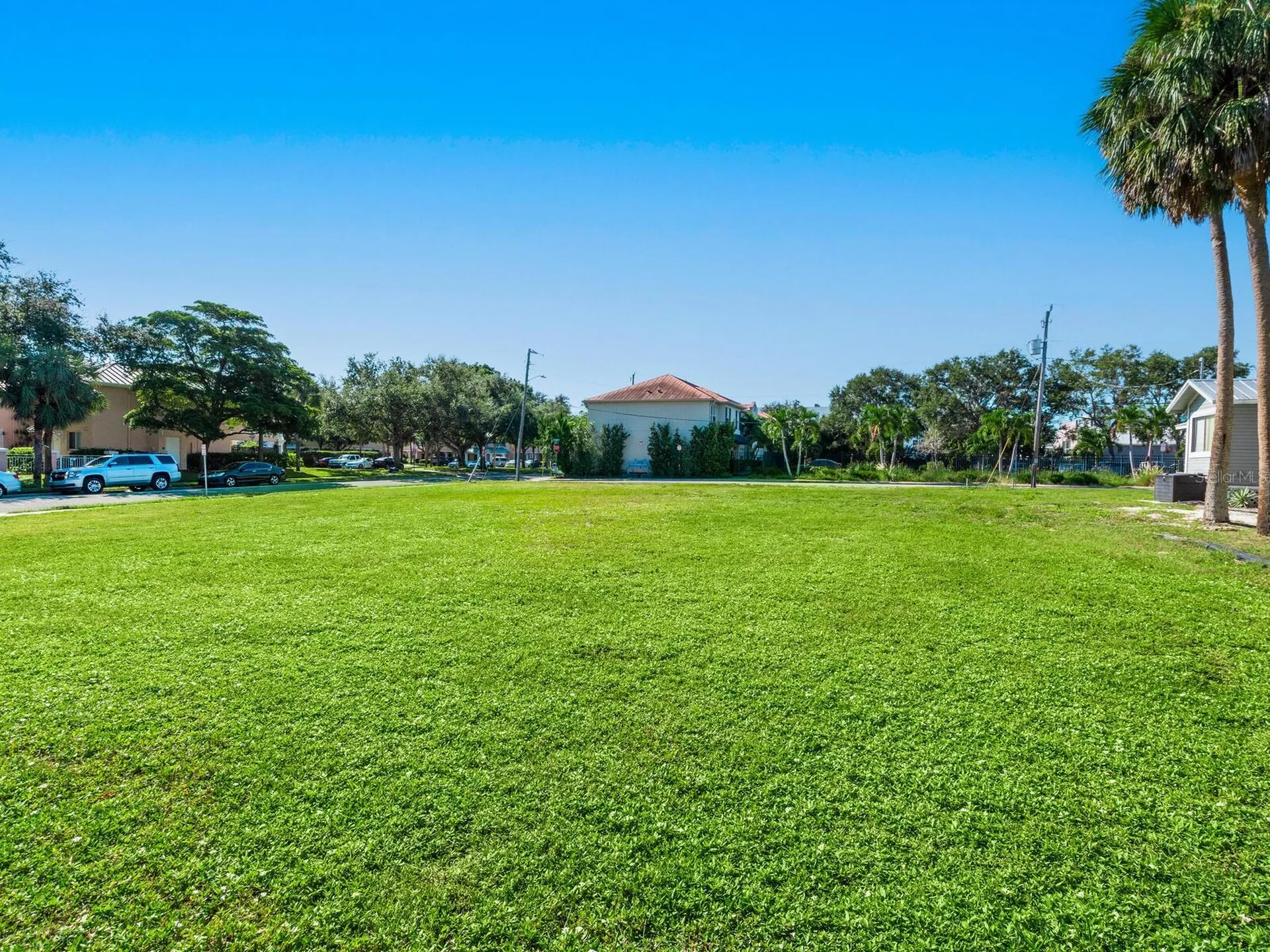 701 Cohen Way Sarasota FL 34236