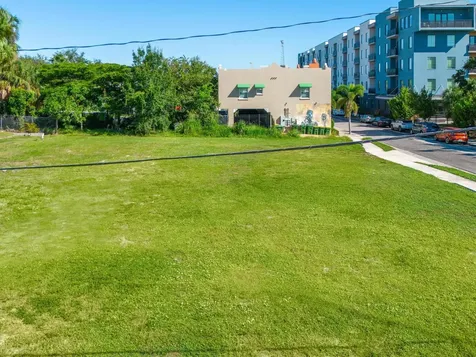 701 Cohen Way Sarasota FL 34236