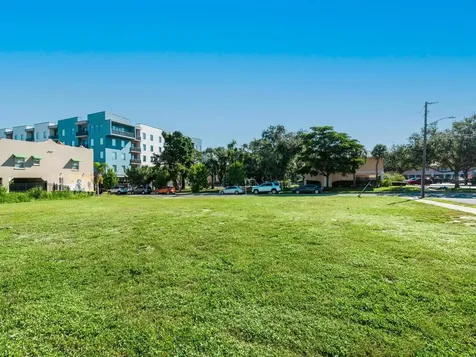 701 Cohen Way Sarasota FL 34236
