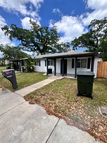 701-705 S Palmetto Avenue Daytona Beach FL 32114