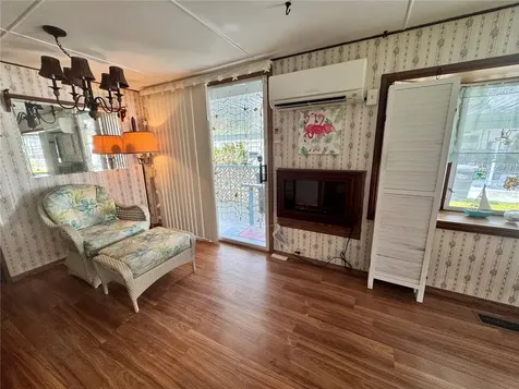 616 50th Avenue Terrace W Bradenton FL 34207