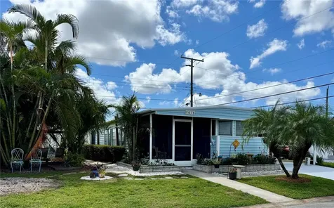 616 50th Avenue Terrace W Bradenton FL 34207