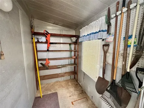 616 50th Avenue Terrace W Bradenton FL 34207