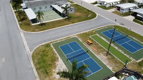 616 50th Avenue Terrace W Bradenton FL 34207