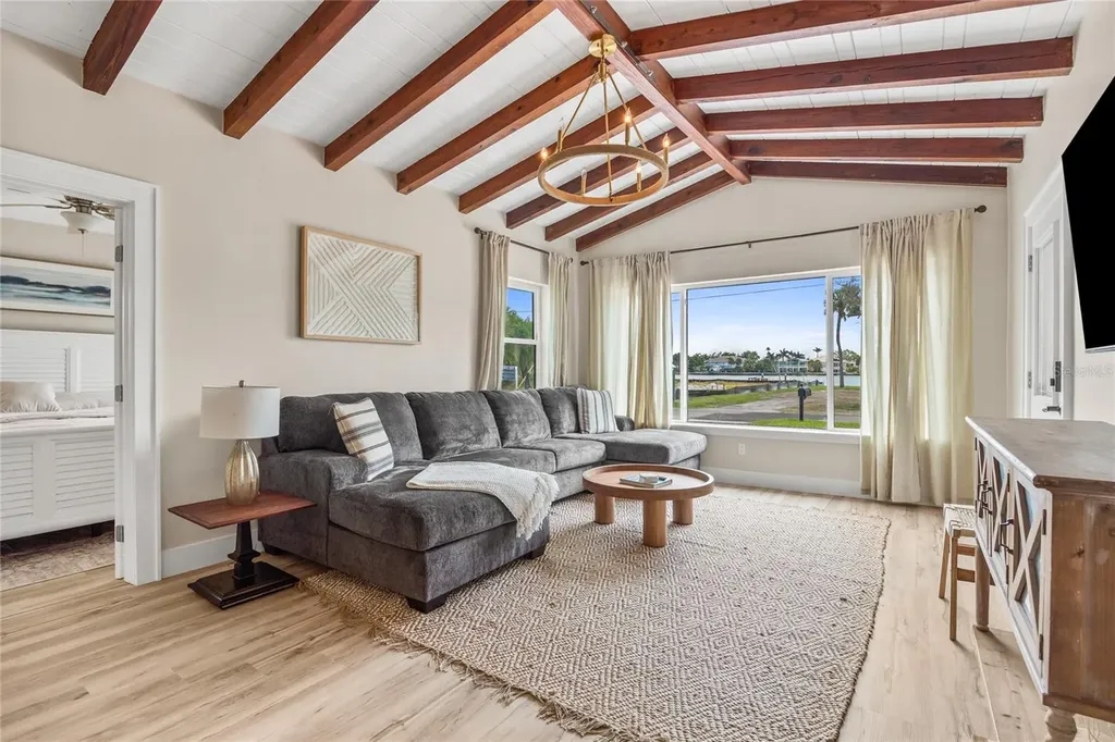 15804 Redington Drive Redington Beach FL 33708