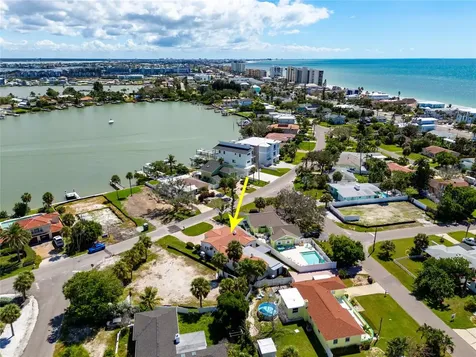 15804 Redington Drive Redington Beach FL 33708