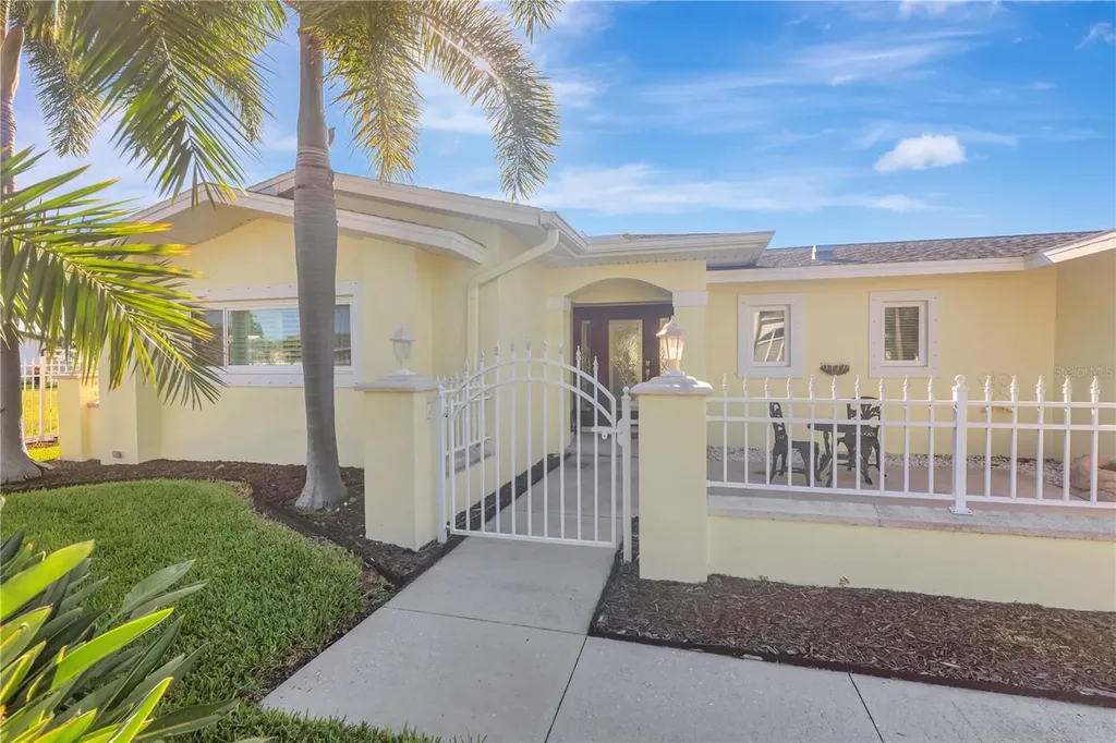 309 Buttonwood Lane Largo FL 33770