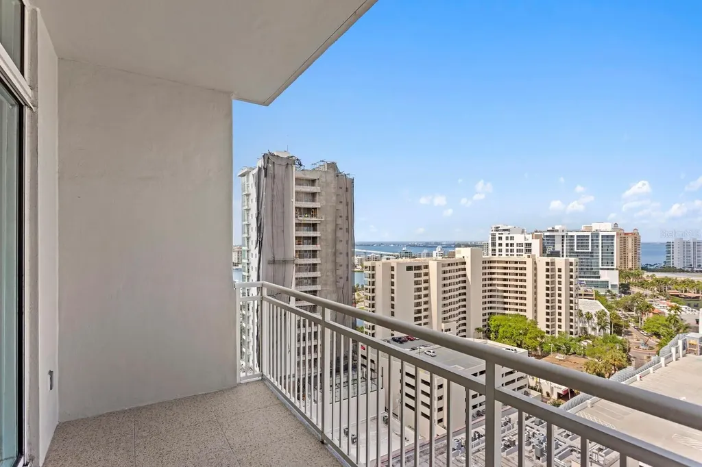 1350 Main Street Sarasota FL 34236