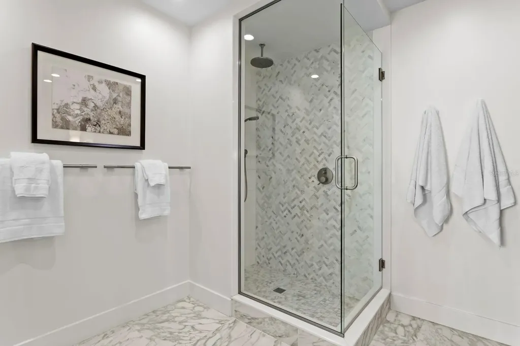 1350 Main Street Sarasota FL 34236