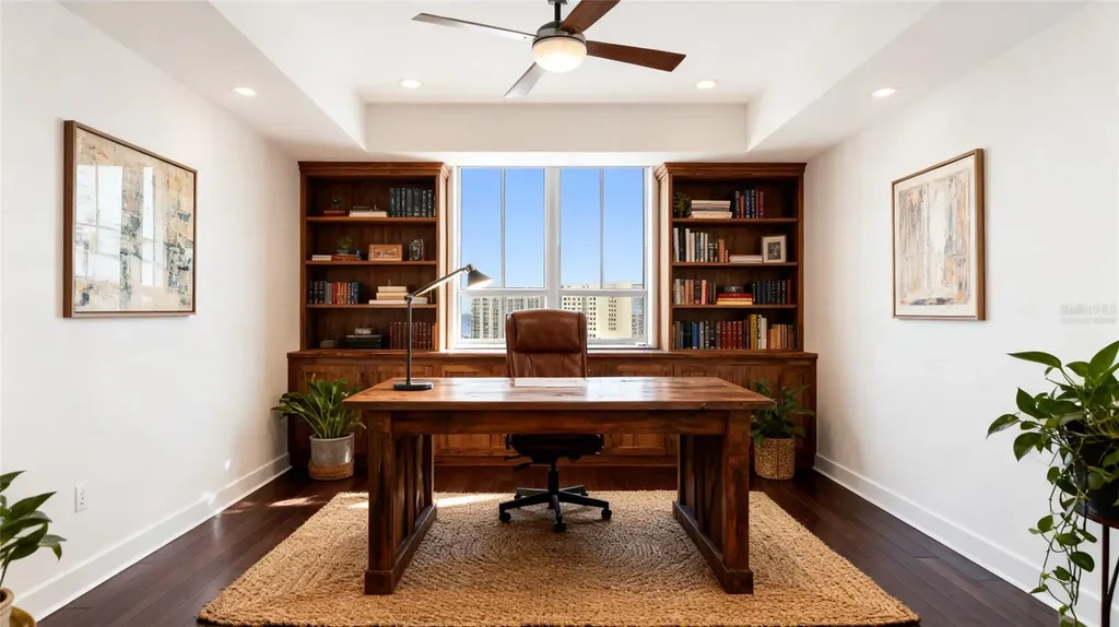 1350 Main Street Sarasota FL 34236