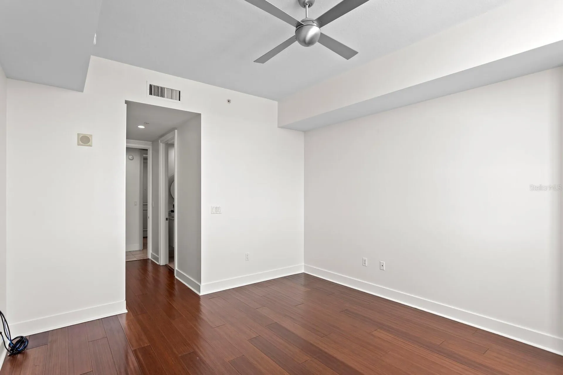 1350 Main Street Sarasota FL 34236
