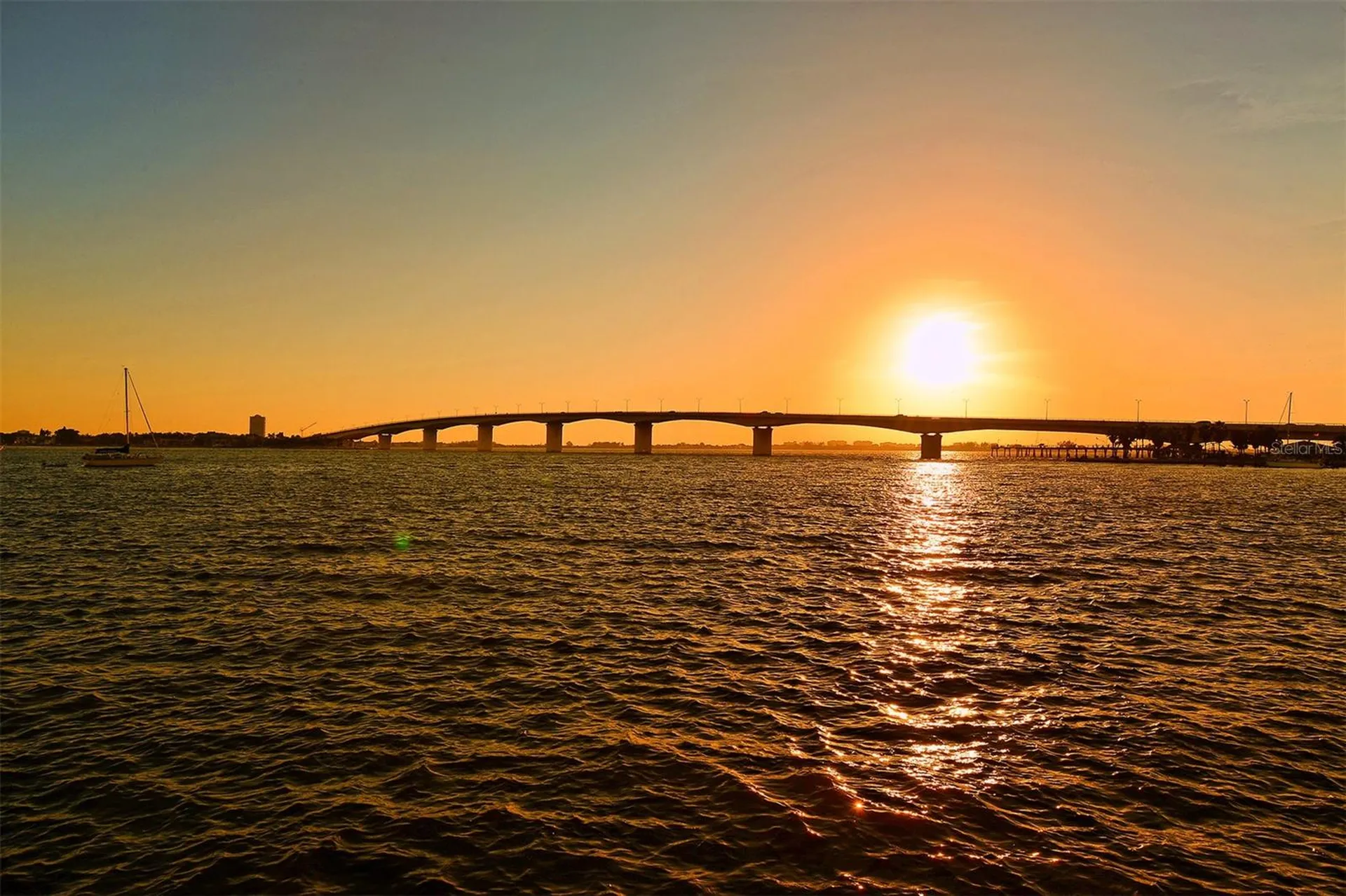 1350 Main Street Sarasota FL 34236