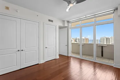 1350 Main Street Sarasota FL 34236